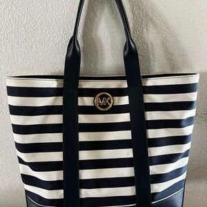 Michael Kors Black and White Elegant Tote